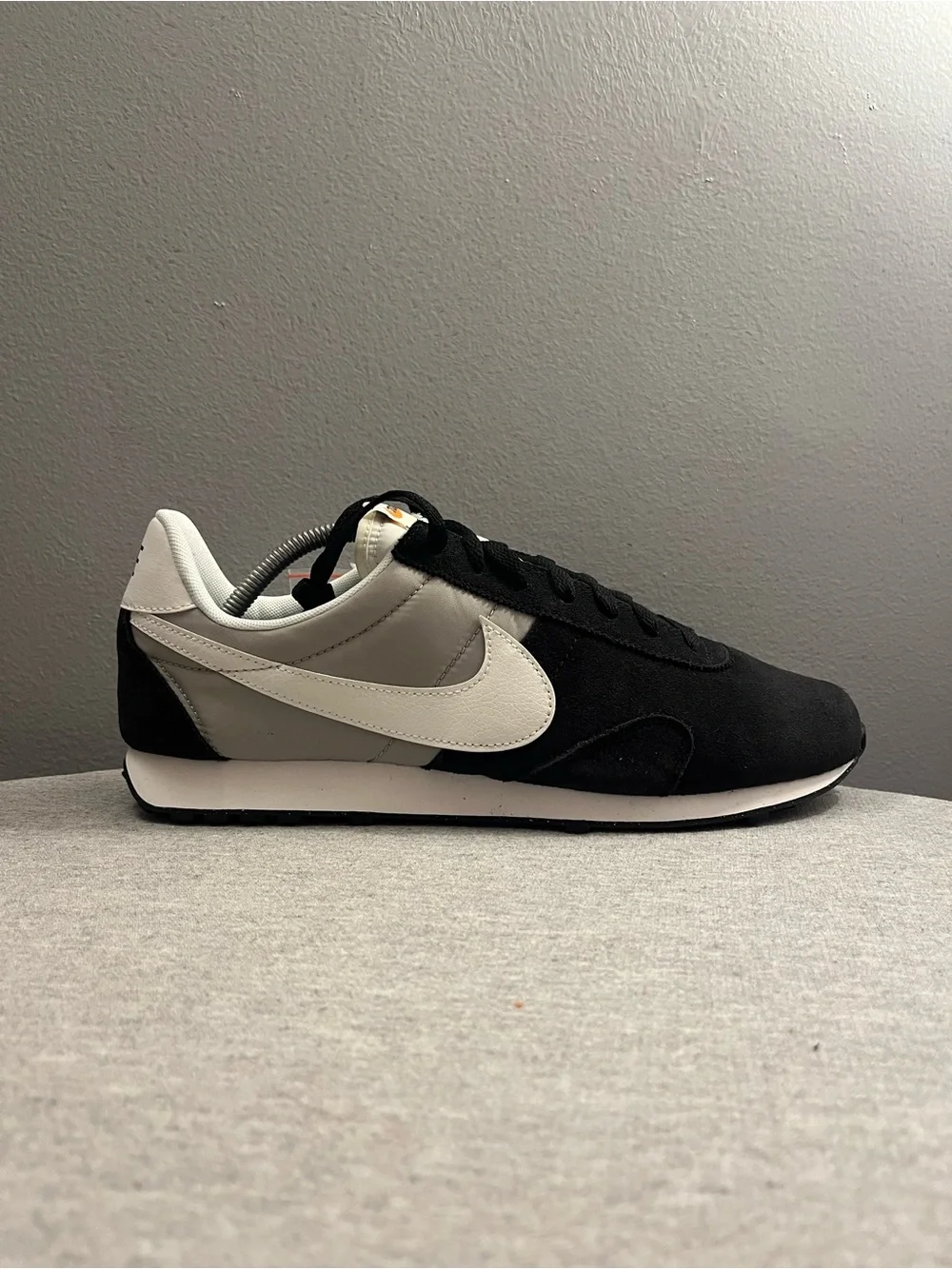 Nike Pre Montreal '17 Black Sail Pale Grey Men's Shoes Size 10 898031-001